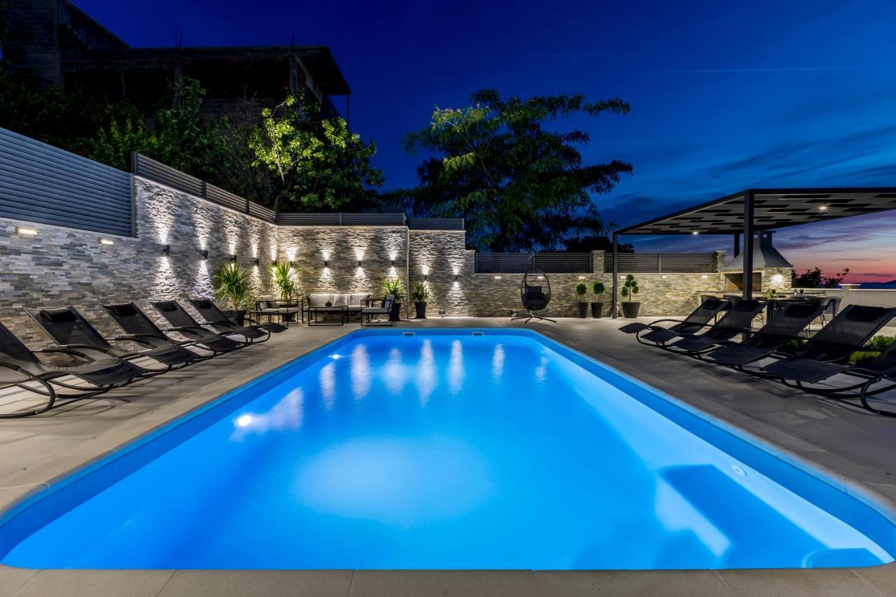 Villa D&D Excelsior Podstrana Extérieur photo